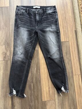 Boyfriend Jeans in Black Washed Distress